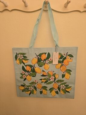 NWT Vera Bradley Reusable Market Lemon Tote Bag